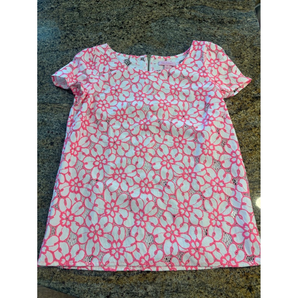 Lilly Pulitzer Lace Overlay Pink White Short Sleeve‎ Top Women's Size S